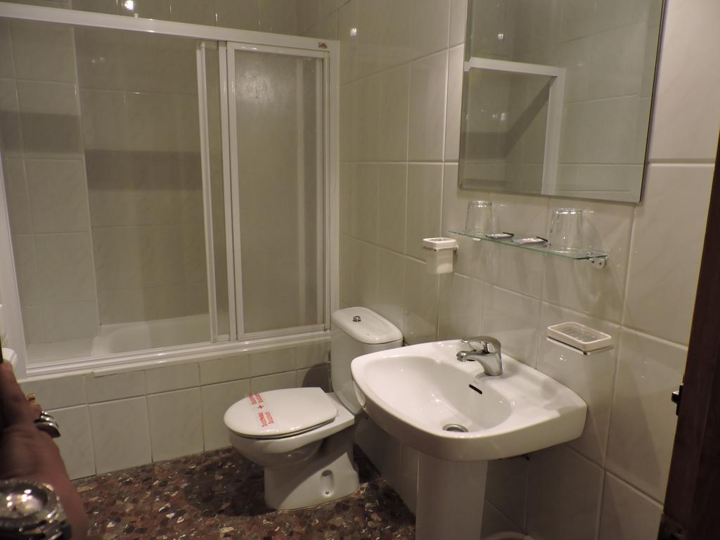 Hostal Sol Y Mar Нерха Экстерьер фото