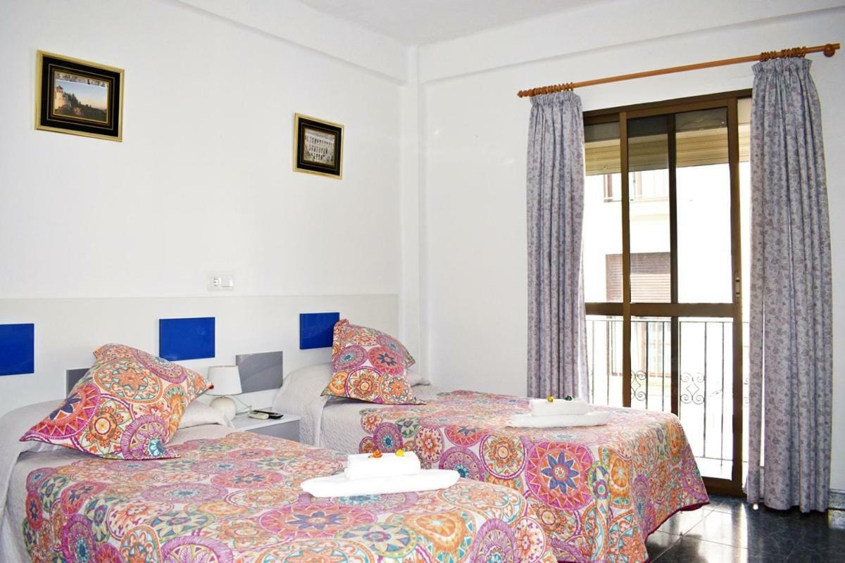 Hostal Sol Y Mar Нерха Экстерьер фото