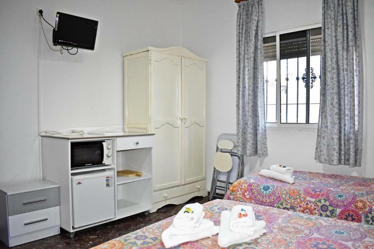 Hostal Sol Y Mar Нерха Экстерьер фото