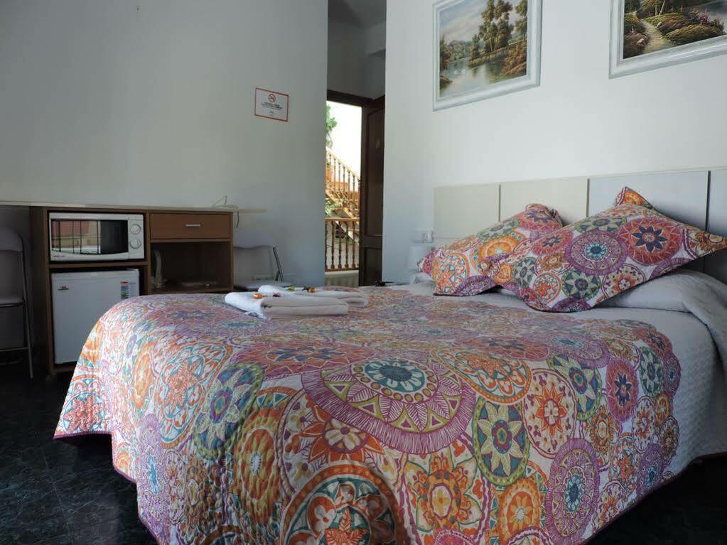 Hostal Sol Y Mar Нерха Экстерьер фото